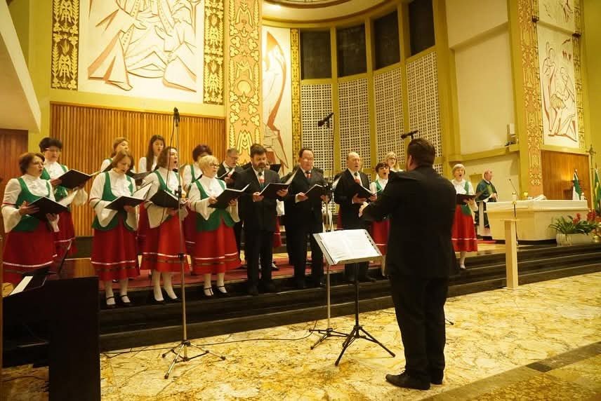 Imagens: Prefeitura de Passo Fundo. Coral Ricordi D'italia na Catedral de Passo Fundo.