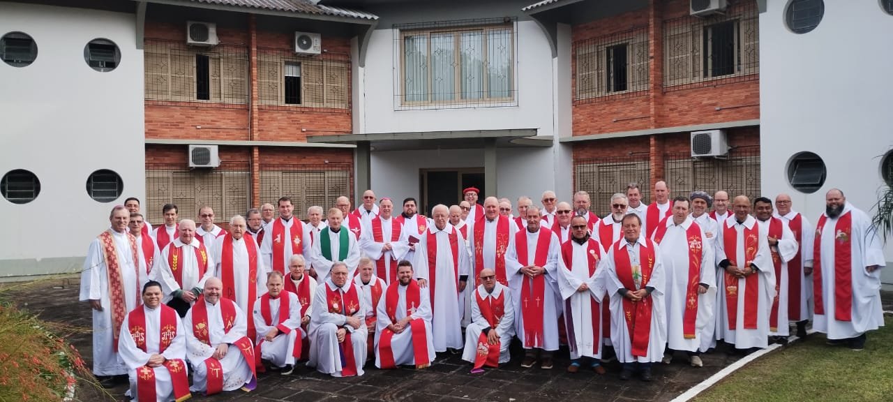 Retiro dos presbíteros da Arquidiocese de Passo Fundo!